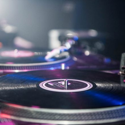 Vollkontakt & LENZMAN @ Fluc
