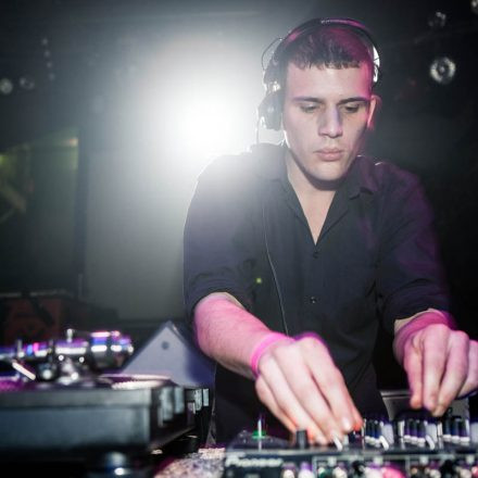 Vollkontakt & LENZMAN @ Fluc