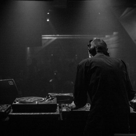 Vollkontakt & LENZMAN @ Fluc