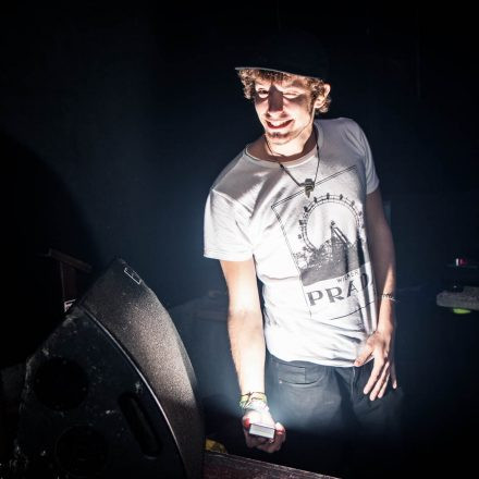 Vollkontakt & LENZMAN @ Fluc