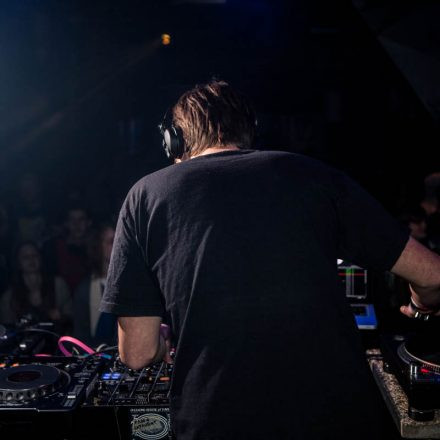Vollkontakt & LENZMAN @ Fluc