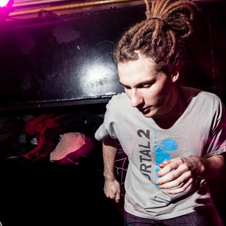 Vollkontakt & LENZMAN @ Fluc