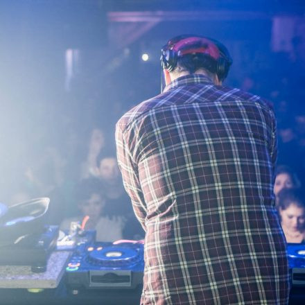 Vollkontakt & LENZMAN @ Fluc
