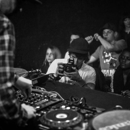 Vollkontakt & LENZMAN @ Fluc