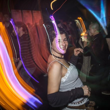 Cosmic Space Disco pres. Paradise Festival Warm-up @ Wuk