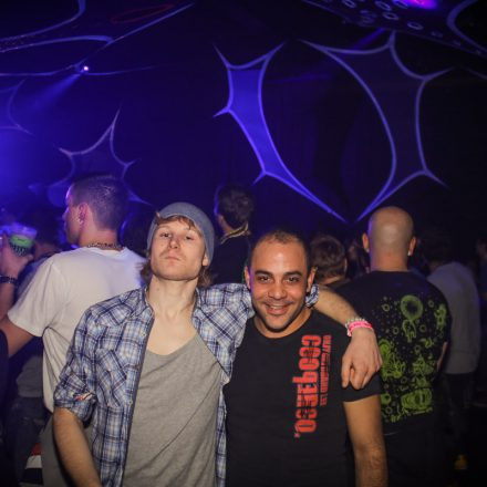Cosmic Space Disco pres. Paradise Festival Warm-up @ Wuk