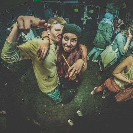 T H A T S H x T w/ Jumodaddy & Wondawulf (by P.Lipiarski)