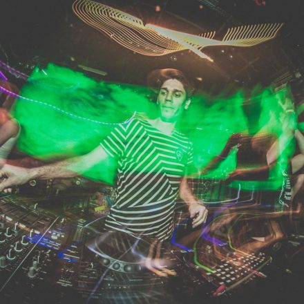 T H A T S H x T w/ Jumodaddy & Wondawulf (by P.Lipiarski)