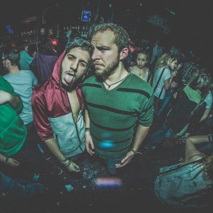 T H A T S H x T w/ Jumodaddy & Wondawulf (by P.Lipiarski)