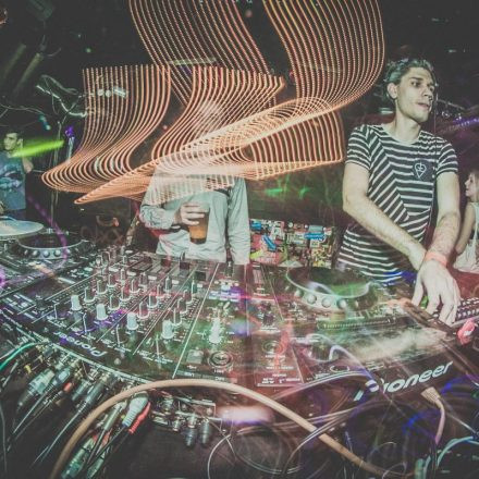 T H A T S H x T w/ Jumodaddy & Wondawulf (by P.Lipiarski)
