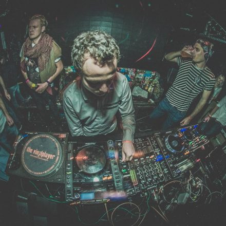 T H A T S H x T w/ Jumodaddy & Wondawulf (by P.Lipiarski)