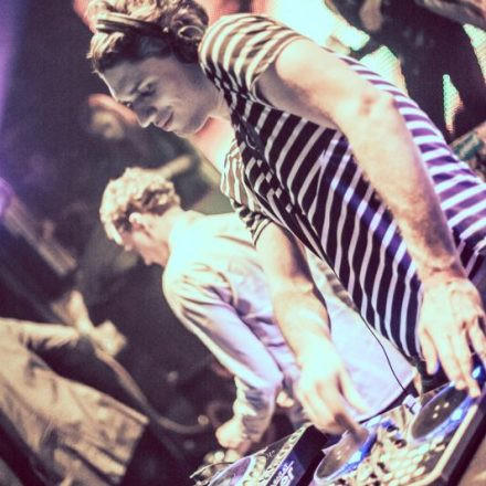 T H A T S H x T w/ Jumodaddy & Wondawulf (by P.Lipiarski)