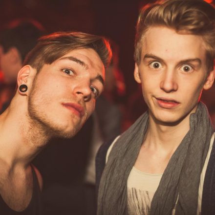 T H A T S H x T w/ Jumodaddy & Wondawulf (by P.Lipiarski)