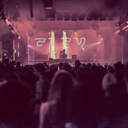 T H A T S H x T w/ Jumodaddy & Wondawulf (by P.Lipiarski)