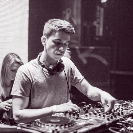 T H A T S H x T w/ Jumodaddy & Wondawulf (by P.Lipiarski)