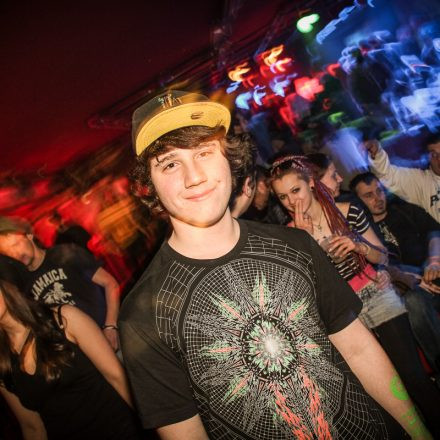 Echosphere Extended @ Flex