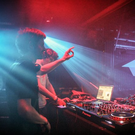 Echosphere Extended @ Flex