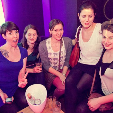 Schwester Semester @ The Loft