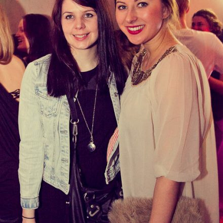 Schwester Semester @ The Loft
