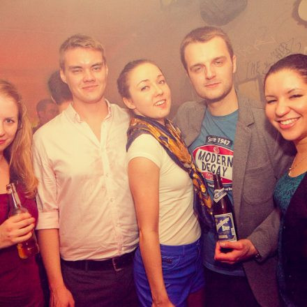 Schwester Semester @ The Loft