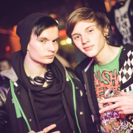 T H A T S H x T @ Flex