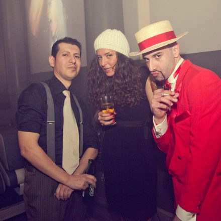 Carnival Goes Moulin Rouge @ Chaya Fuera
