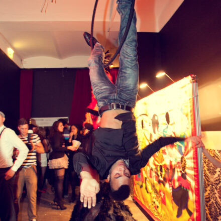 Carnival Goes Moulin Rouge @ Chaya Fuera
