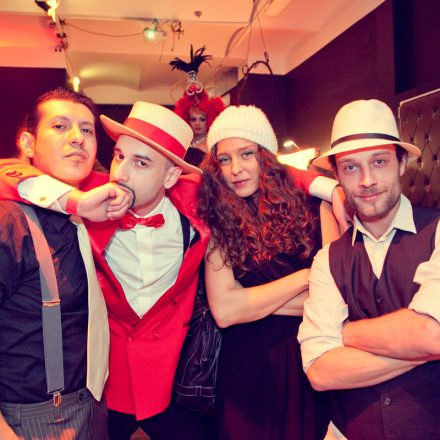 Carnival Goes Moulin Rouge @ Chaya Fuera