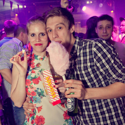 Carnival Goes Moulin Rouge @ Chaya Fuera