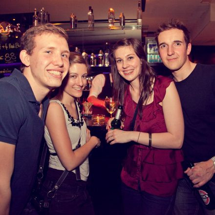 Uni Fridays - Med Fest @ Lutz der Club