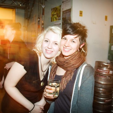 Krisis Birthdaybash @ Tüwi