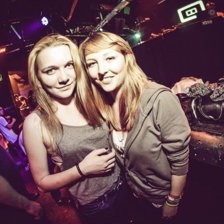 T H A T S H x T @ Flex (support B.Pazdernik)