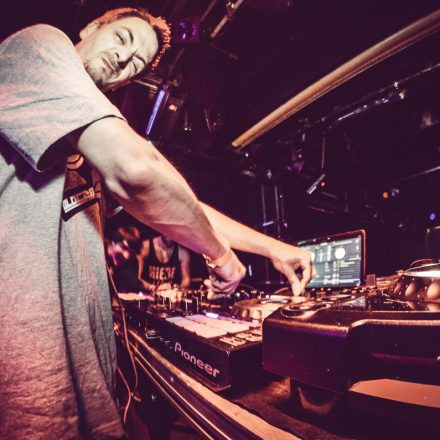 T H A T S H x T @ Flex (support B.Pazdernik)