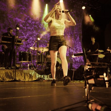 Elli Goulding @ Gasometer