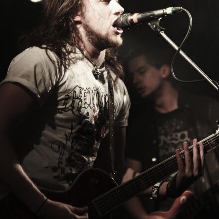 Drowning Pool / Fozzy / Revoker @ Flex