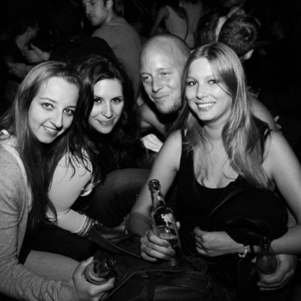 POOL & GARDEN OPENING @ PRATERSAUNA