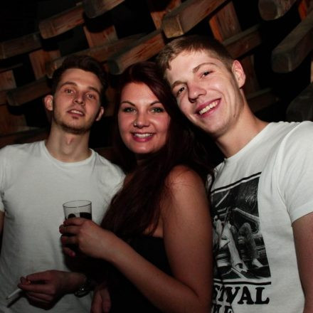 POOL & GARDEN OPENING @ PRATERSAUNA