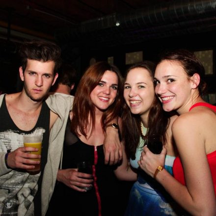 POOL & GARDEN OPENING @ PRATERSAUNA