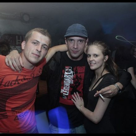 Macawa Presents : Audio @ The Loft