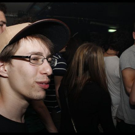 Macawa Presents : Audio @ The Loft