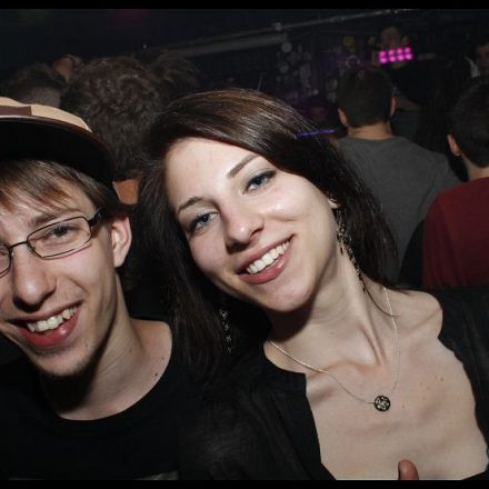 Macawa Presents : Audio @ The Loft