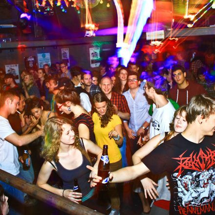 GUT AUFGELEGT pres. DOPE AMMO @ Camera Club