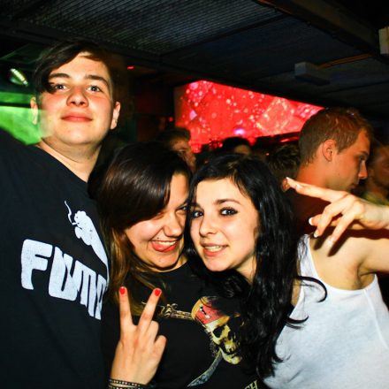 GUT AUFGELEGT pres. DOPE AMMO @ Camera Club