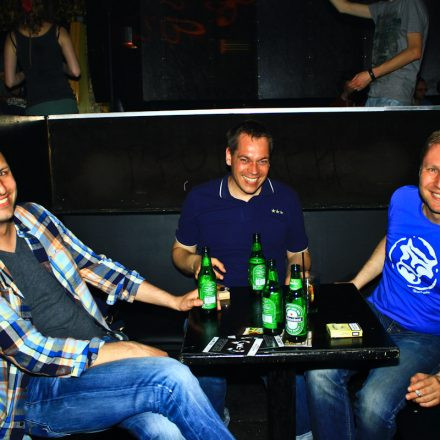 GUT AUFGELEGT pres. DOPE AMMO @ Camera Club