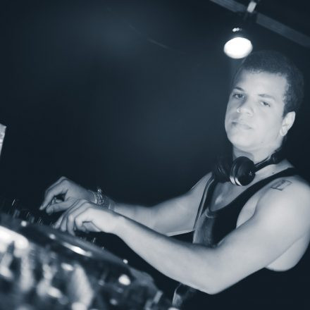 Electro Buddies & Night Swimmers @ Badeschiff