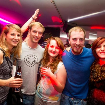 Schwester Semester @ The Loft