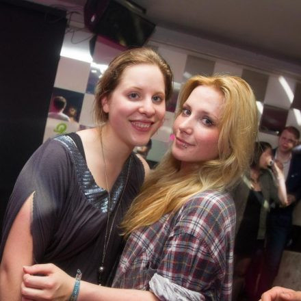 Schwester Semester @ The Loft