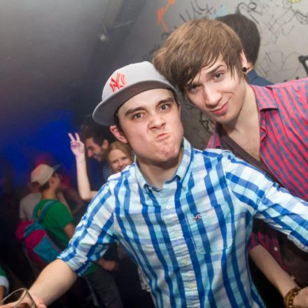 Schwester Semester @ The Loft