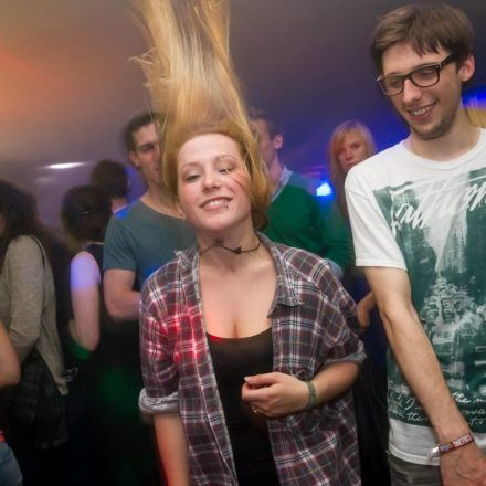 Schwester Semester @ The Loft