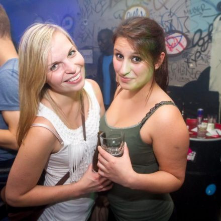Schwester Semester @ The Loft